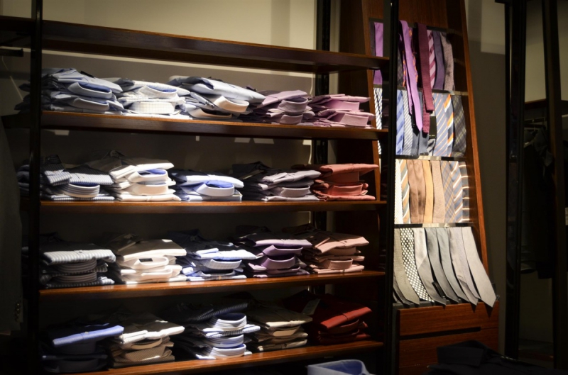 vente-MENTON-min_shirts_exhibition_shop_shopping_shelf_buy_business_clothing-940715